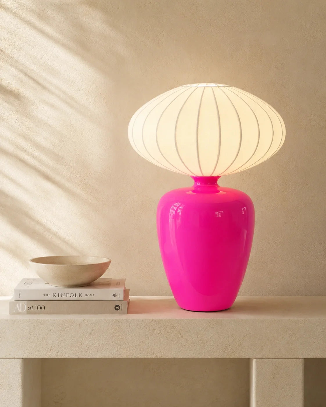 Lampe de chevet rose Image