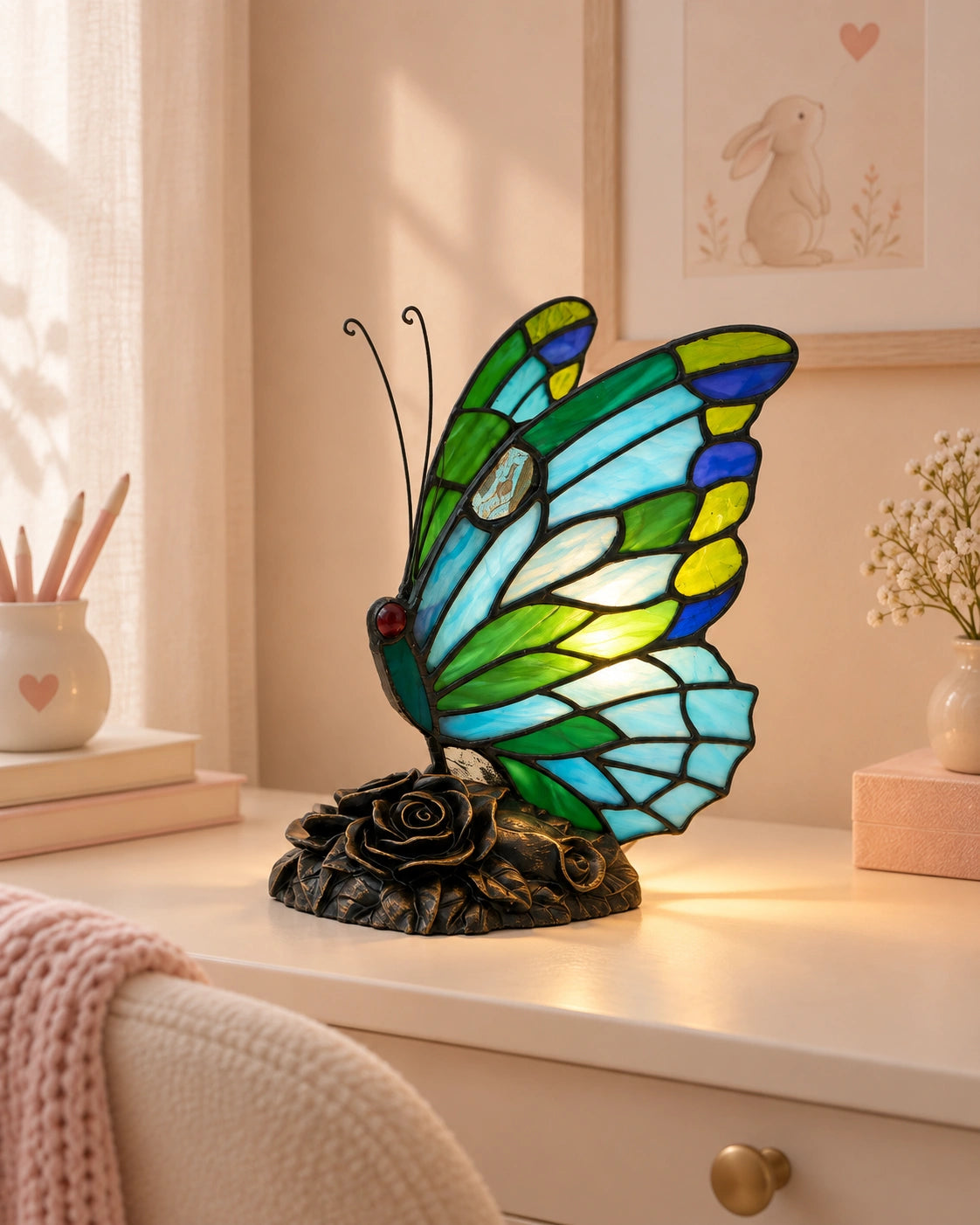 Lampe de chevet papillon en verre de couleur et support métal