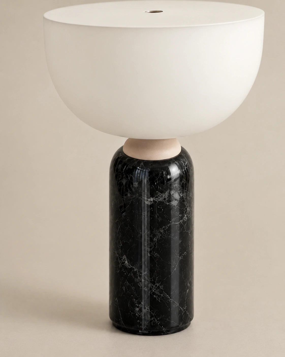 Lampe de chevet en marbre noir style scandinave et verre transparent