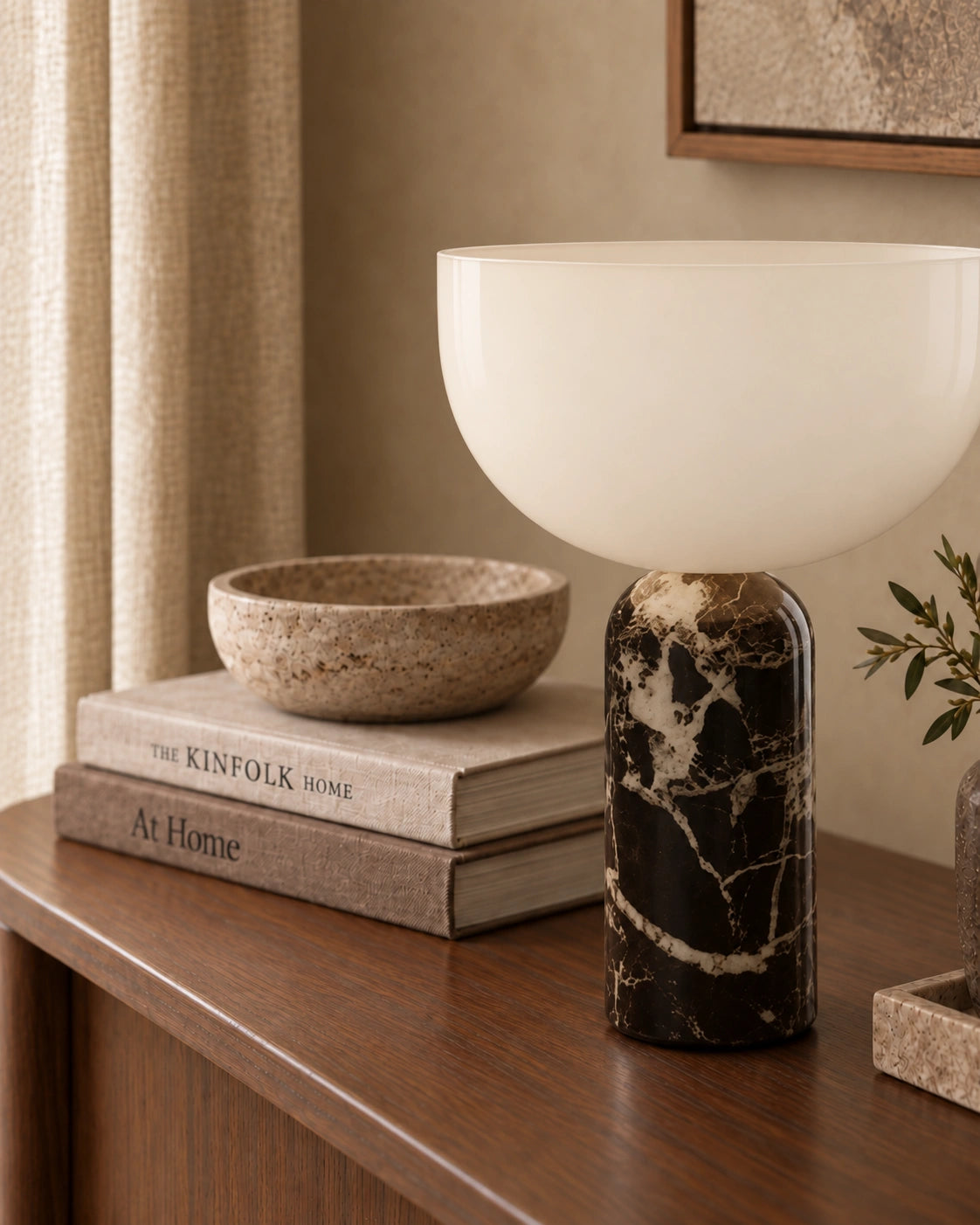 Lampe de chevet en marbre noir et blanc style scandinave et verre transparent