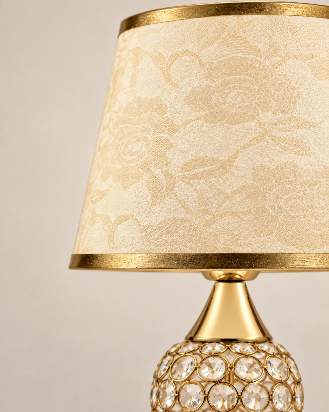 Lampe de chevet en cristal, chromée et abat jour en tissu