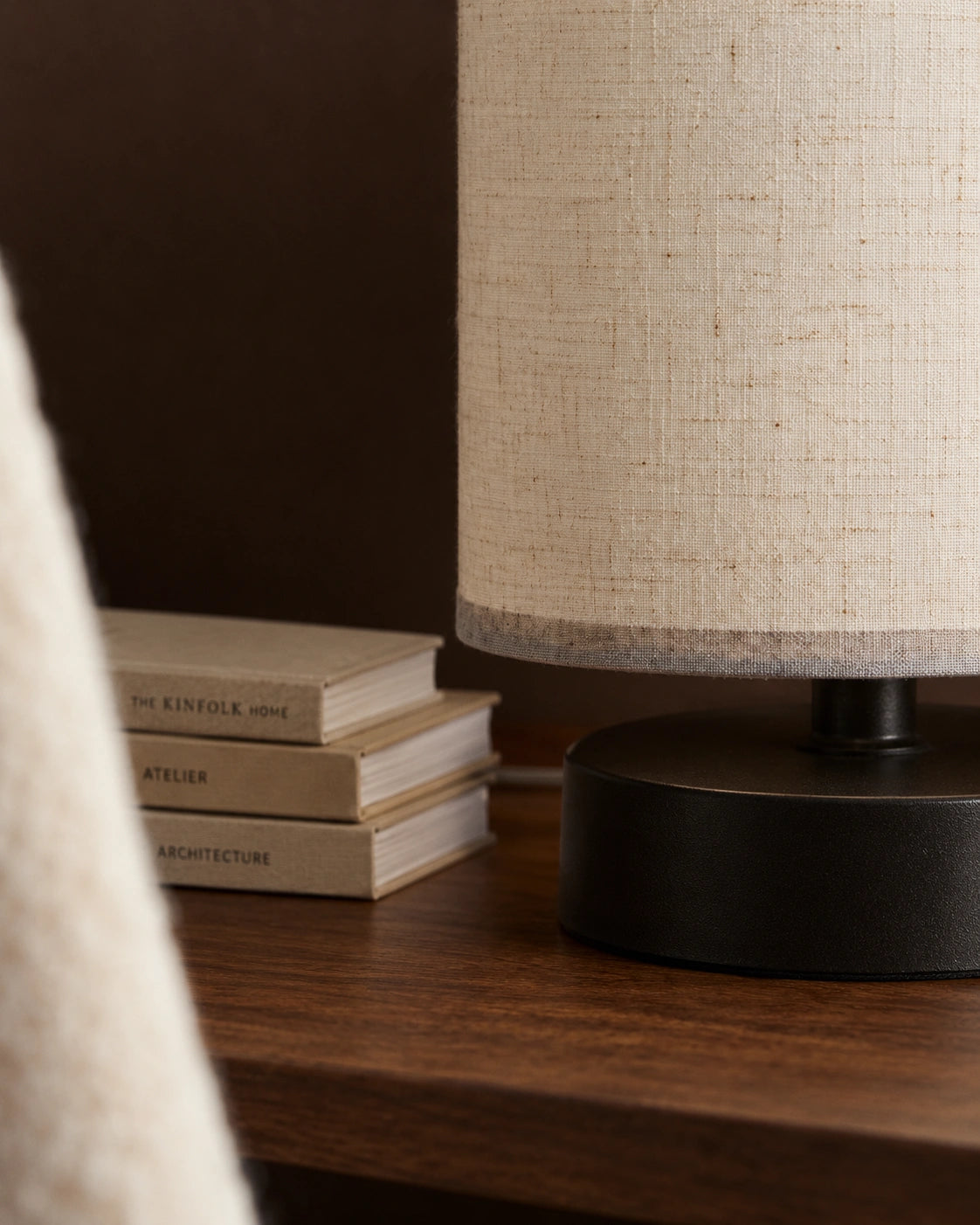 Lampe de Chevet style scandinave en fer et tissu beige
