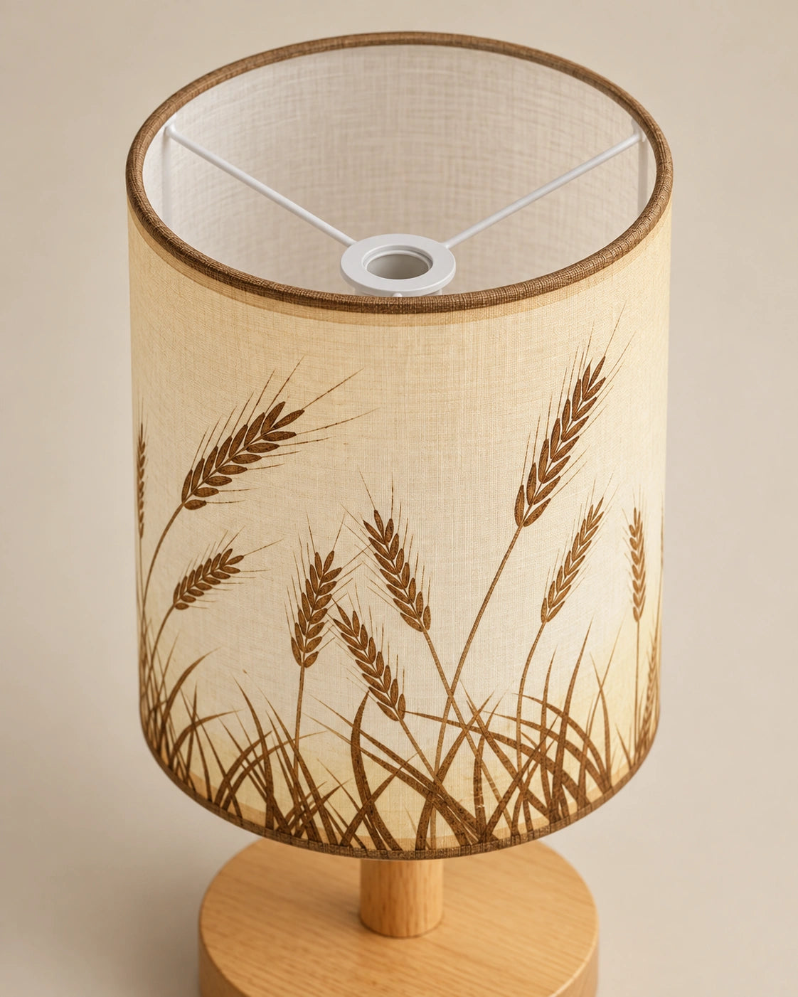 Lampe de chevet bohème en lin et en bois clair