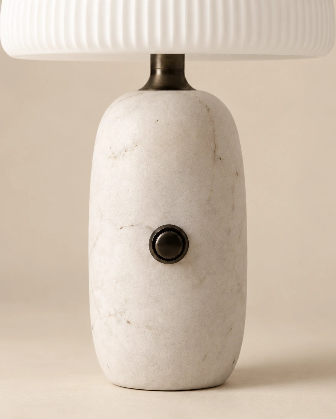 Lampe de chevet en marbre véritable blanc champignon