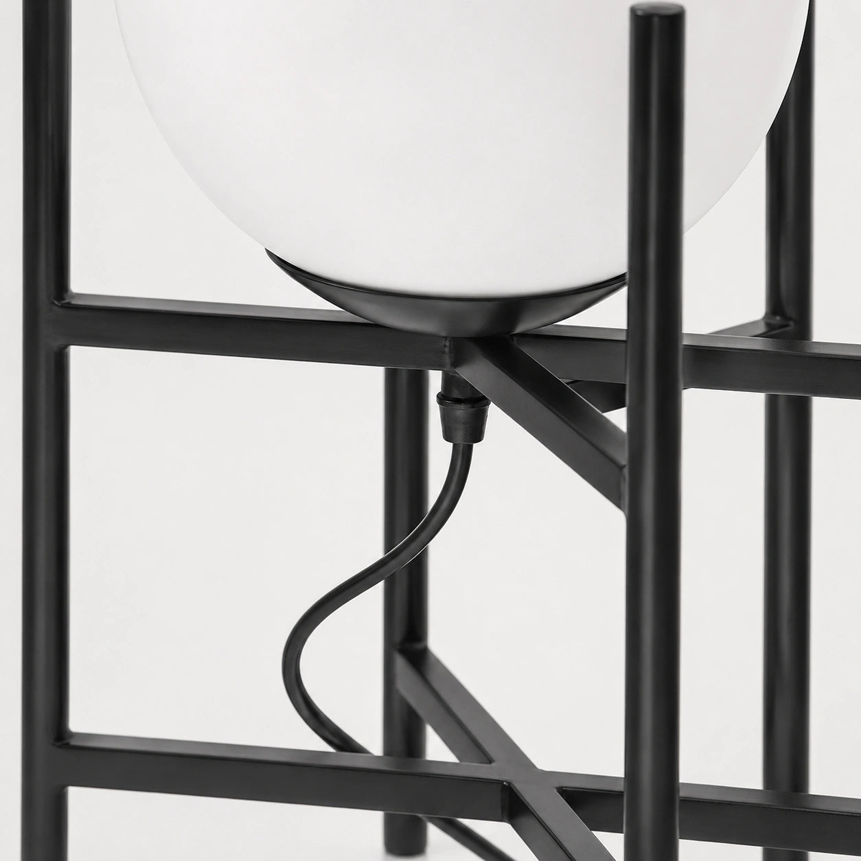 Lampe de chevet design Boule de verre et Laiton