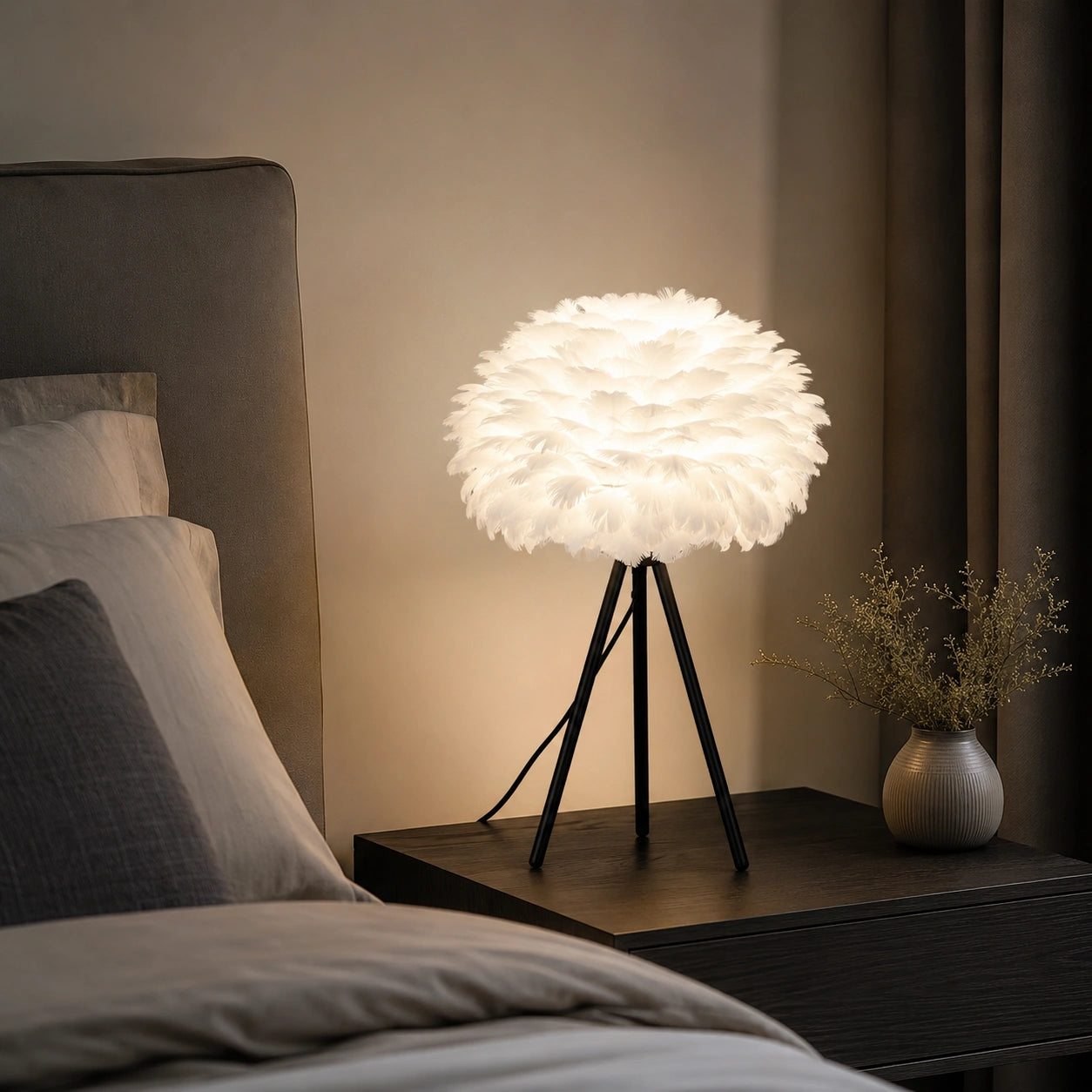 Lampe de chevet Originale à Plume