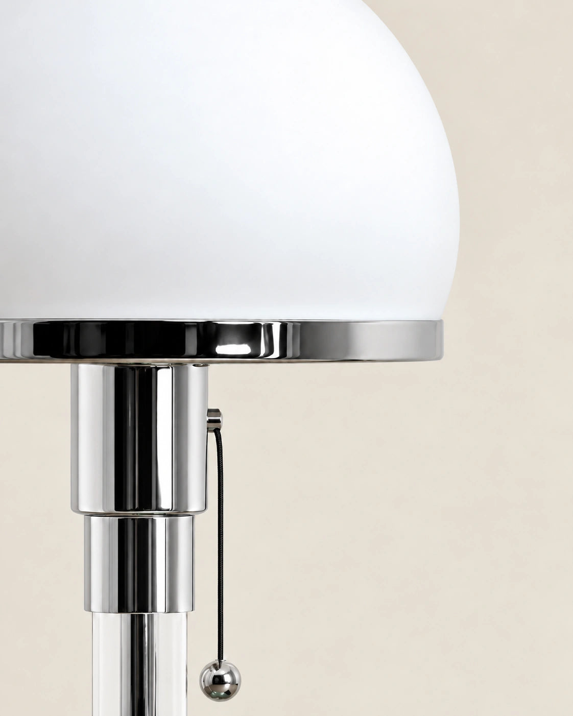 Lampe de chevet design Bauhaus en acier
