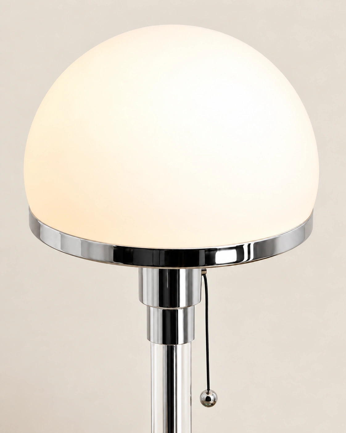 Lampe de chevet design Bauhaus en acier