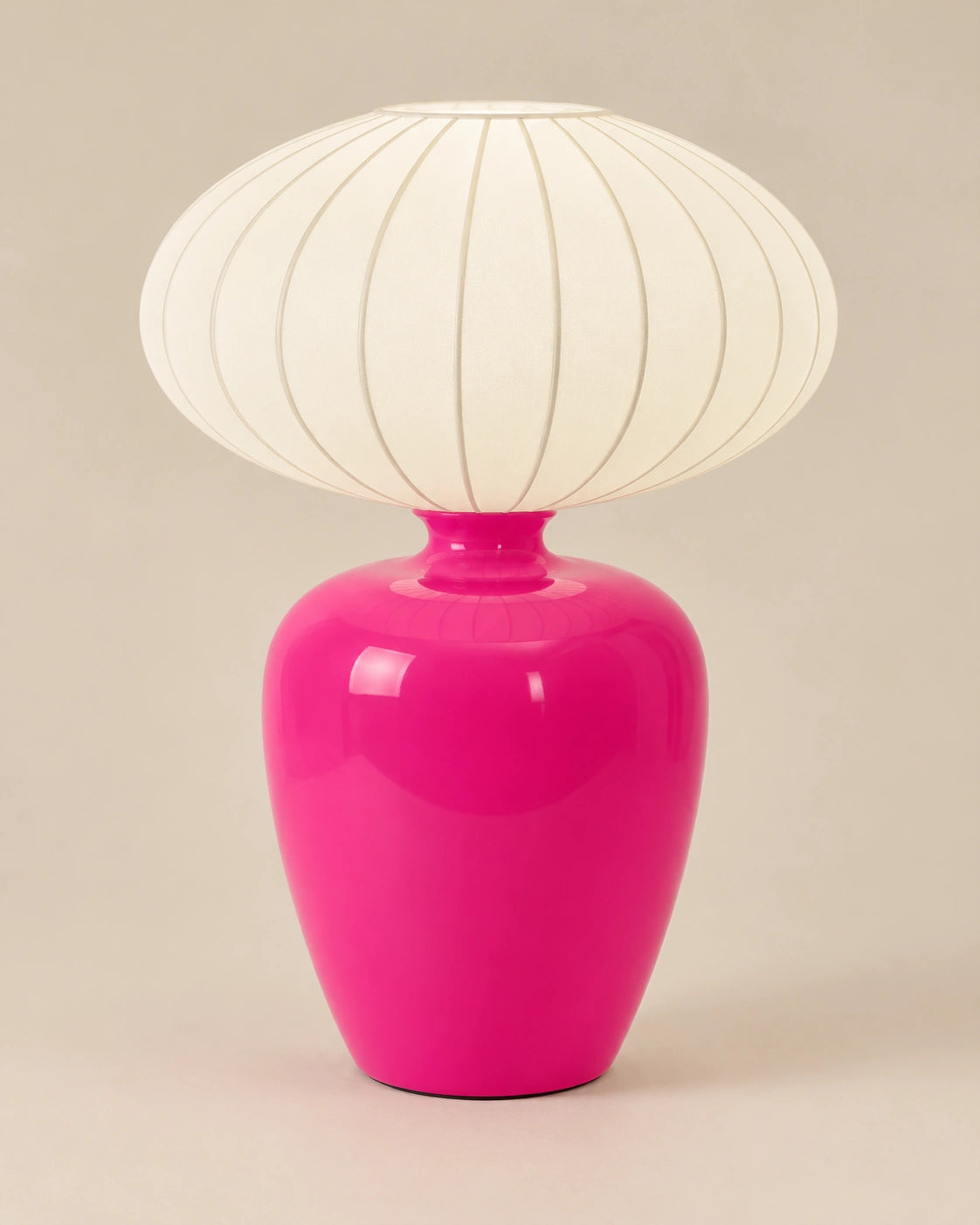 Lampe de chevet rose en céramique
