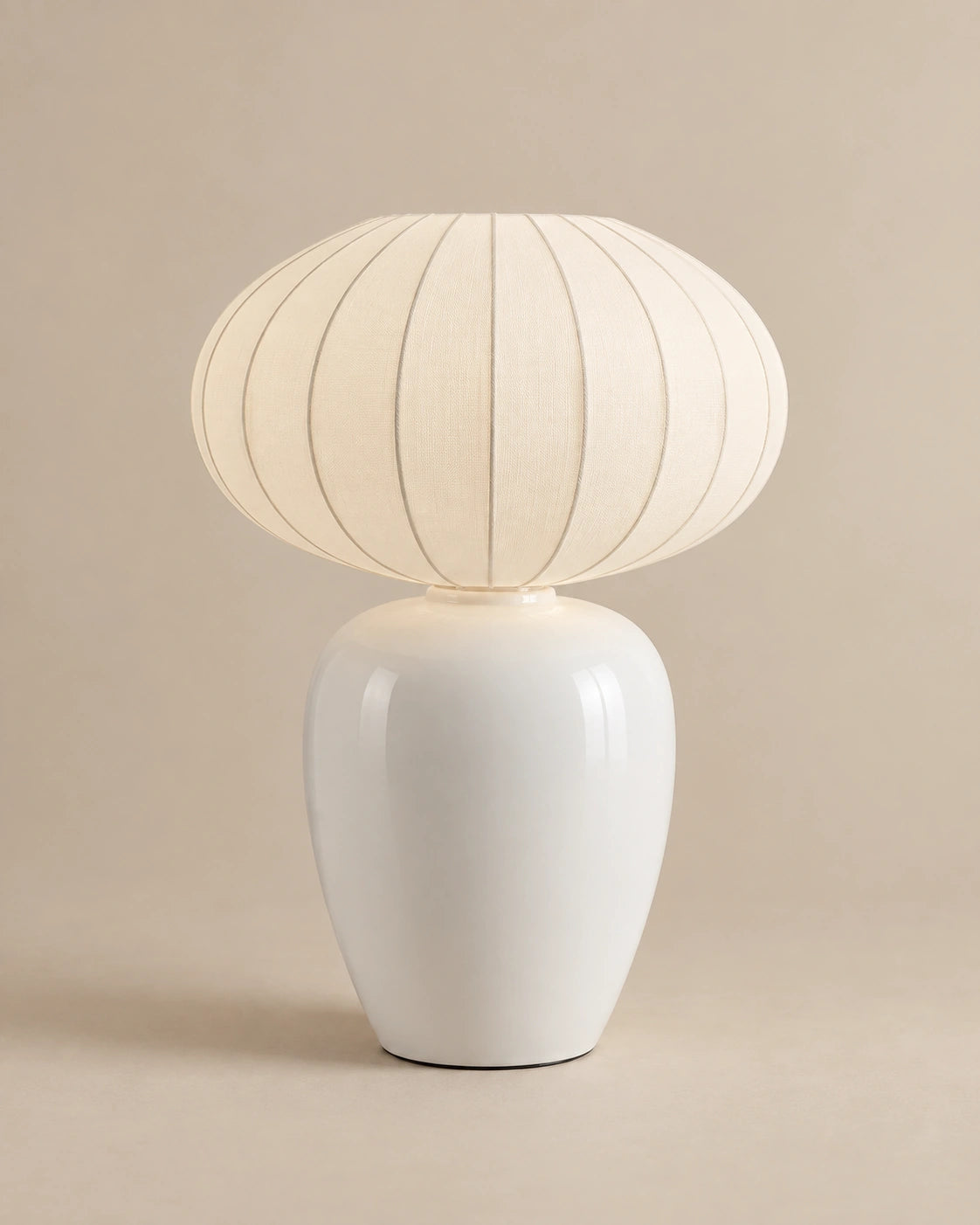 Lampe de chevet blanche en céramique