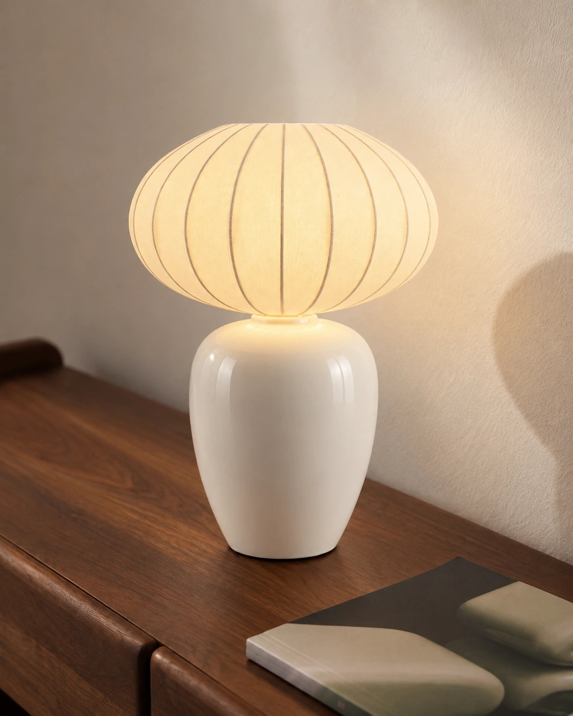 Lampe de chevet blanche en céramique
