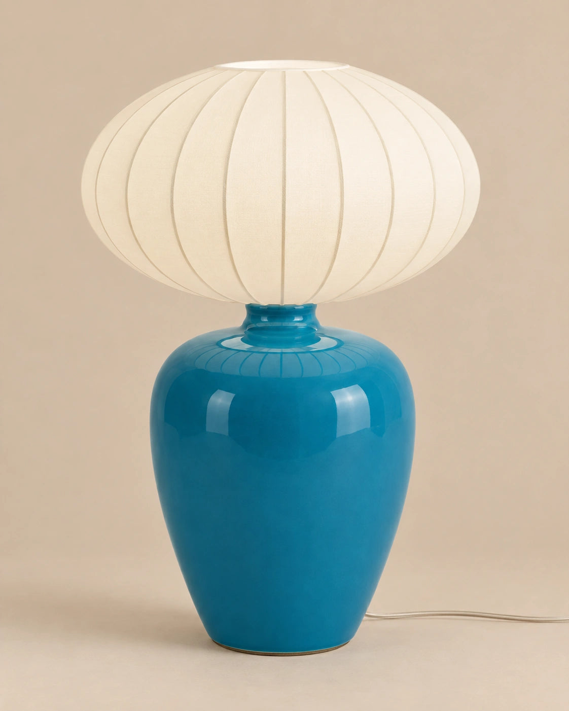 Lampe de chevet bleue en céramique