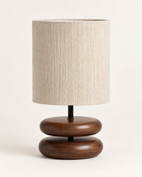 Lampe de chevet en bois sculpté et tissu