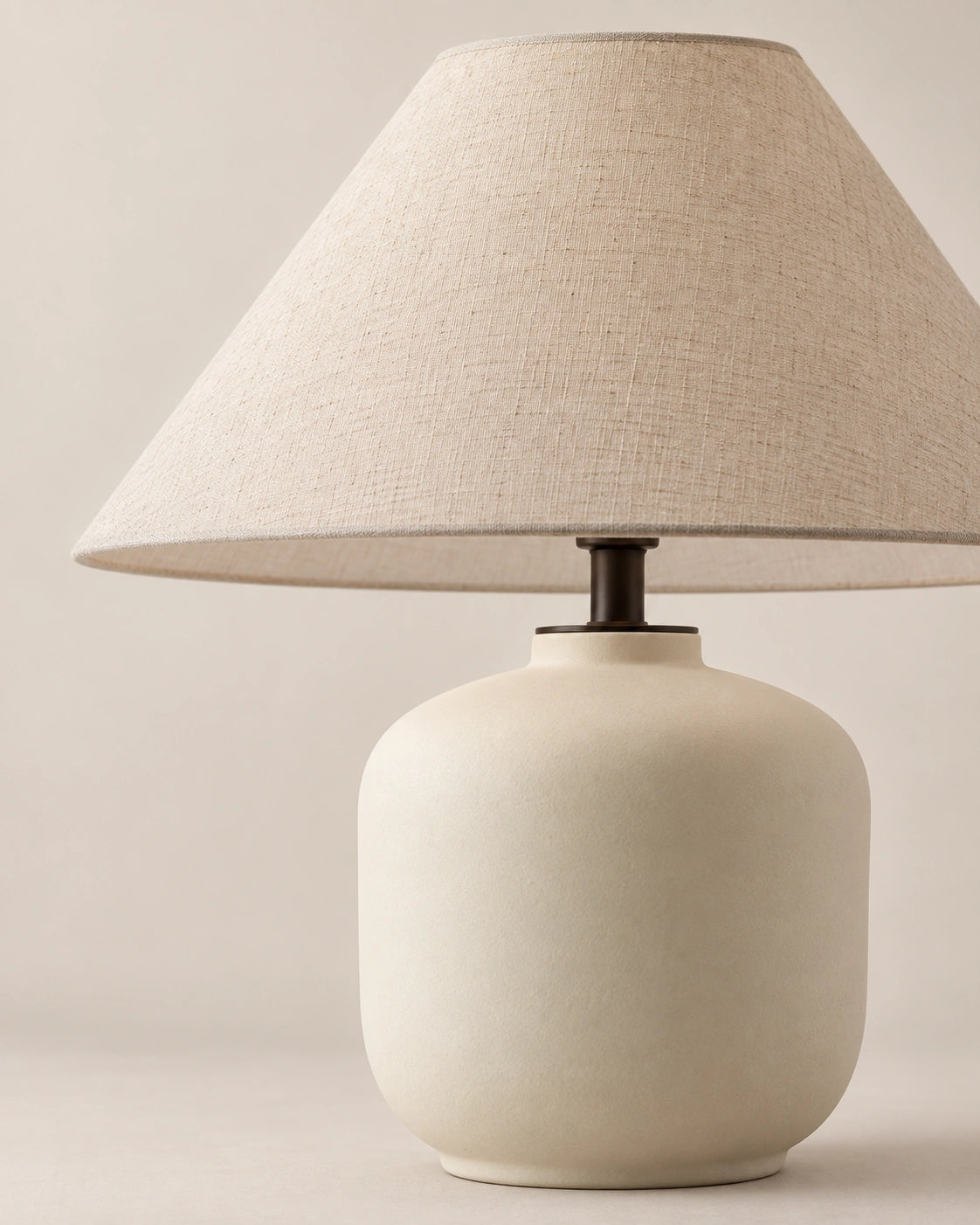Lampe de chevet beige wadi sabi beige et abat jour beige