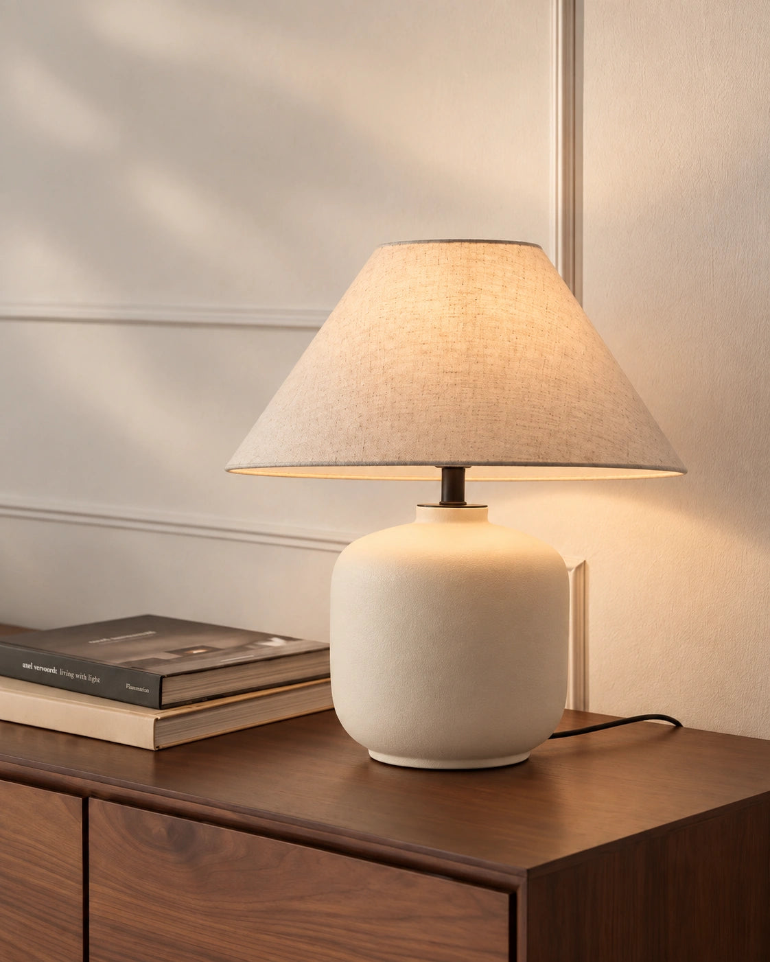 Lampe de chevet beige wadi sabi beige et abat jour beige