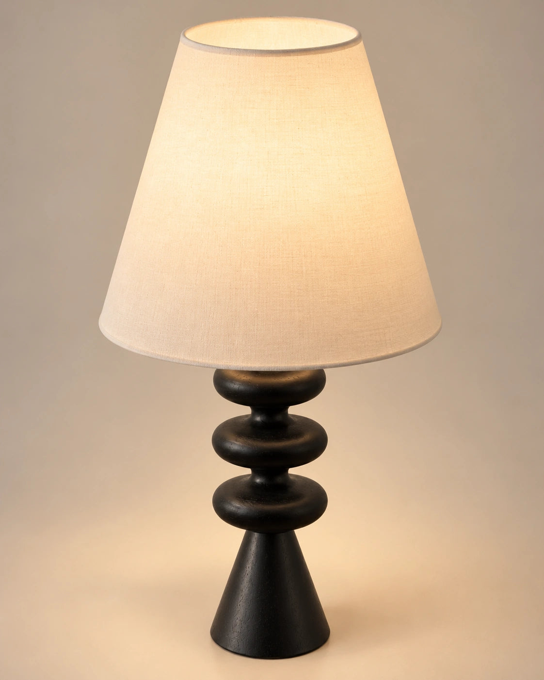 Lampe de chevet en bambou noir et abat jour beige