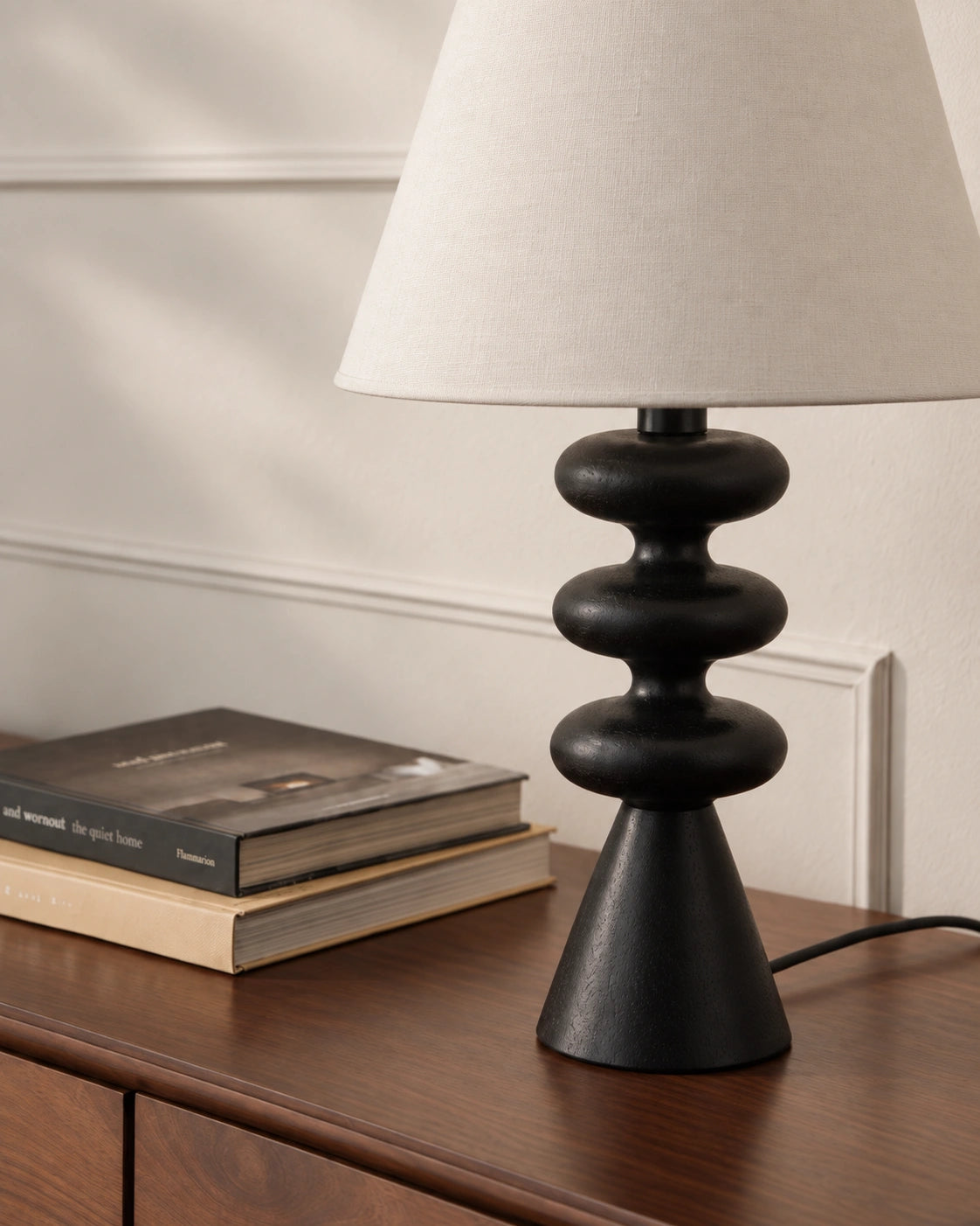 Lampe de chevet en bambou noir et abat jour beige