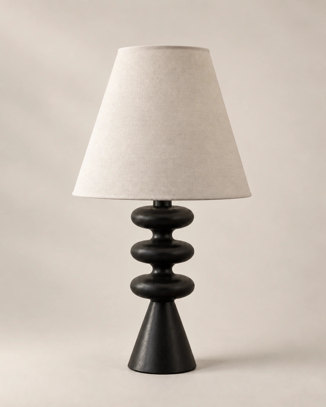 Lampe de chevet en bambou noir et abat jour beige