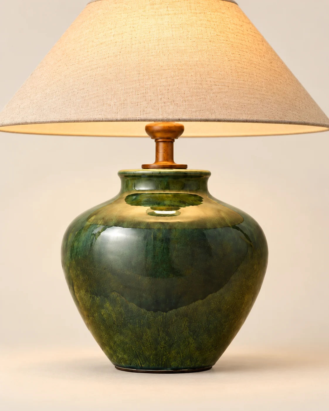 Lampe de chevet verte en céramique avec abat jour beige