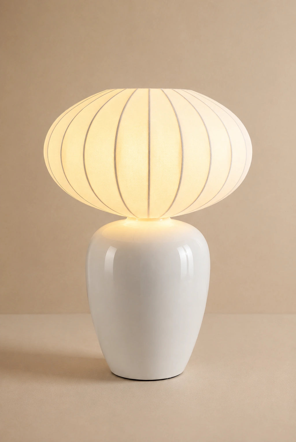 Lampe de chevet blanche en céramique