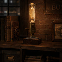 Lampe de chevet industrielle en bois