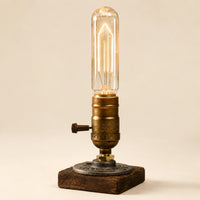 Lampe de chevet industrielle en bois