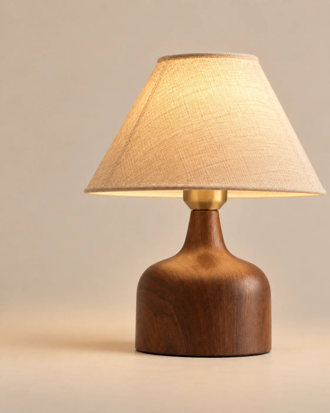 Lampe de chevet céramique imitation bois et abat jour beige
