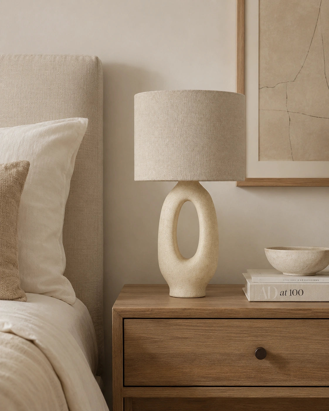 Lampe de chevet moderne beige ovale