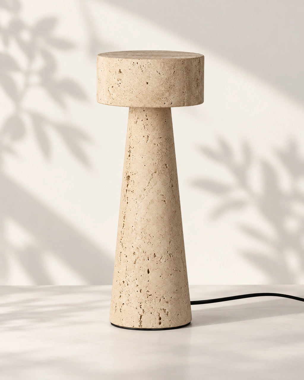 Lampe de chevet en métal et pierre beige