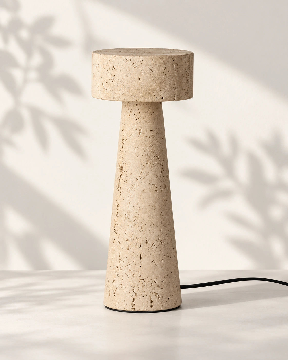 Lampe de chevet en métal et pierre beige