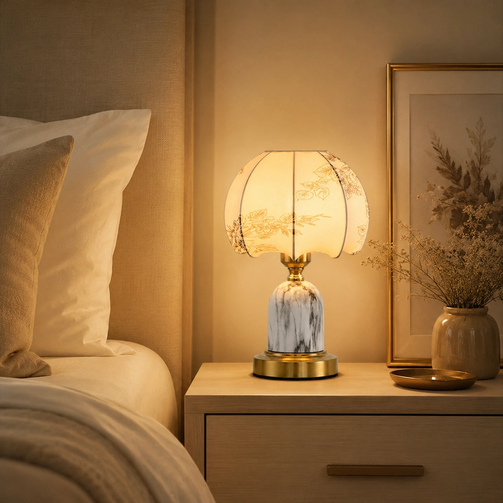 Lampe de chevet ancienne en bois