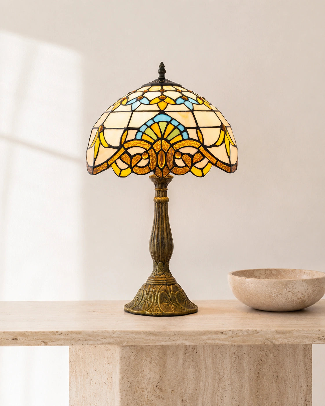 Lampe de chevet tiffany dôme d'or