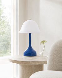 Lampe de chevet silhouette bleue