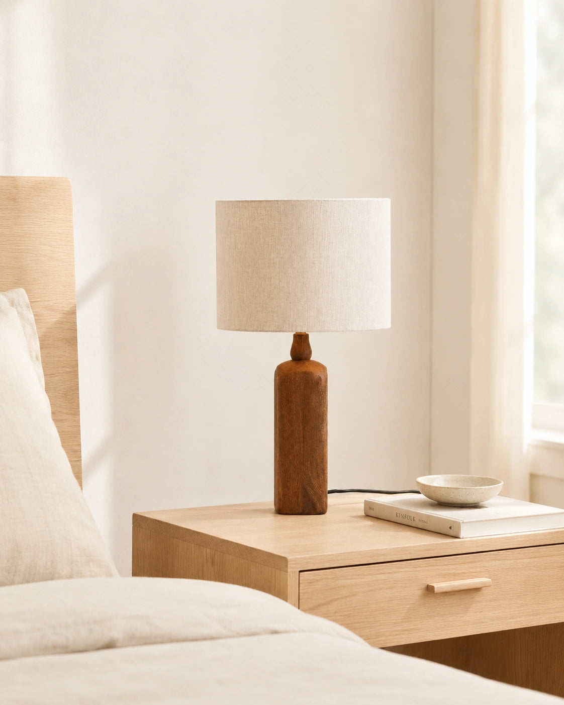 Lampe de chevet scandinave totem