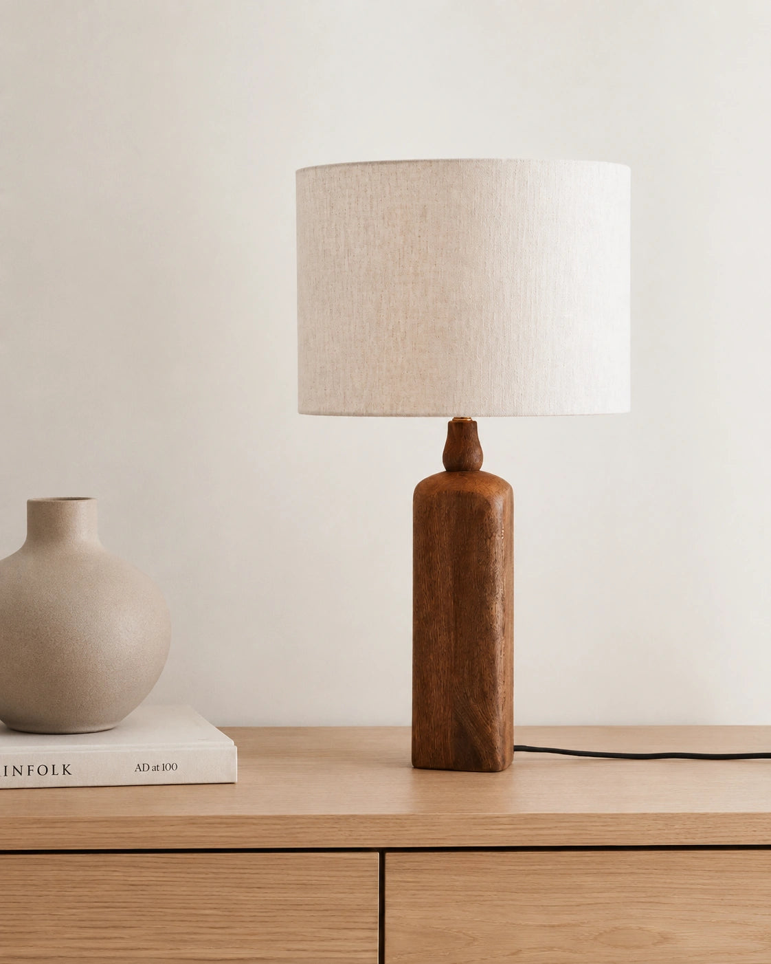 Lampe de chevet scandinave totem