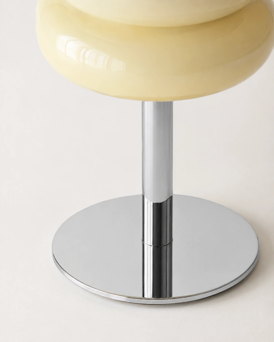 Lampe de chevet macaron jaune