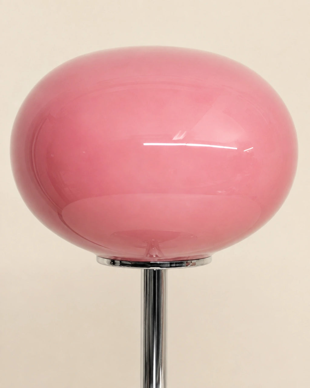 Lampe de chevet en verre rose retro