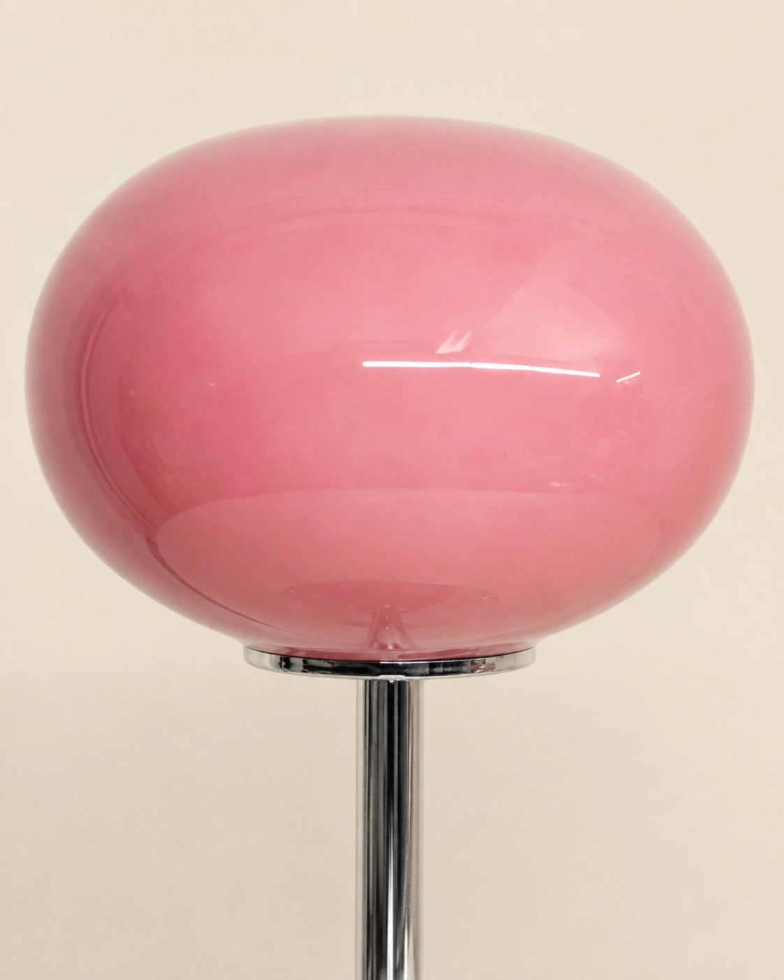 Lampe de chevet en verre rose retro