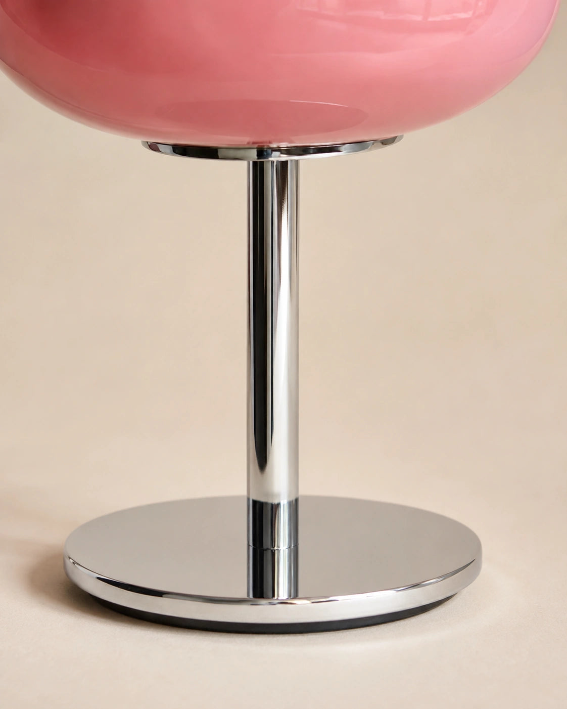 Lampe de chevet en verre rose retro