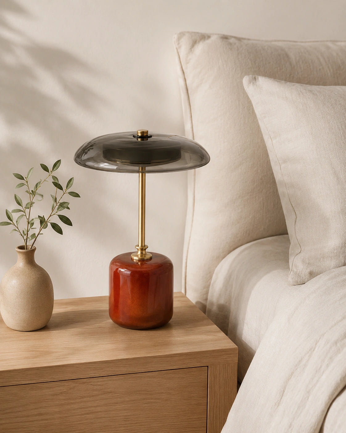 Lampe de chevet champignon noir amanite
