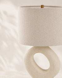 Lampe de chevet moderne beige arrondie
