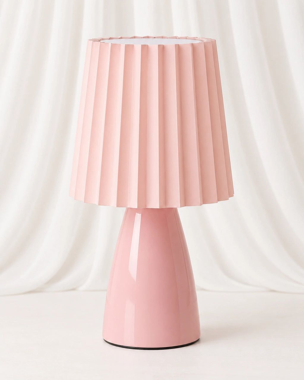 Lampe de chevet vintage plissée rose