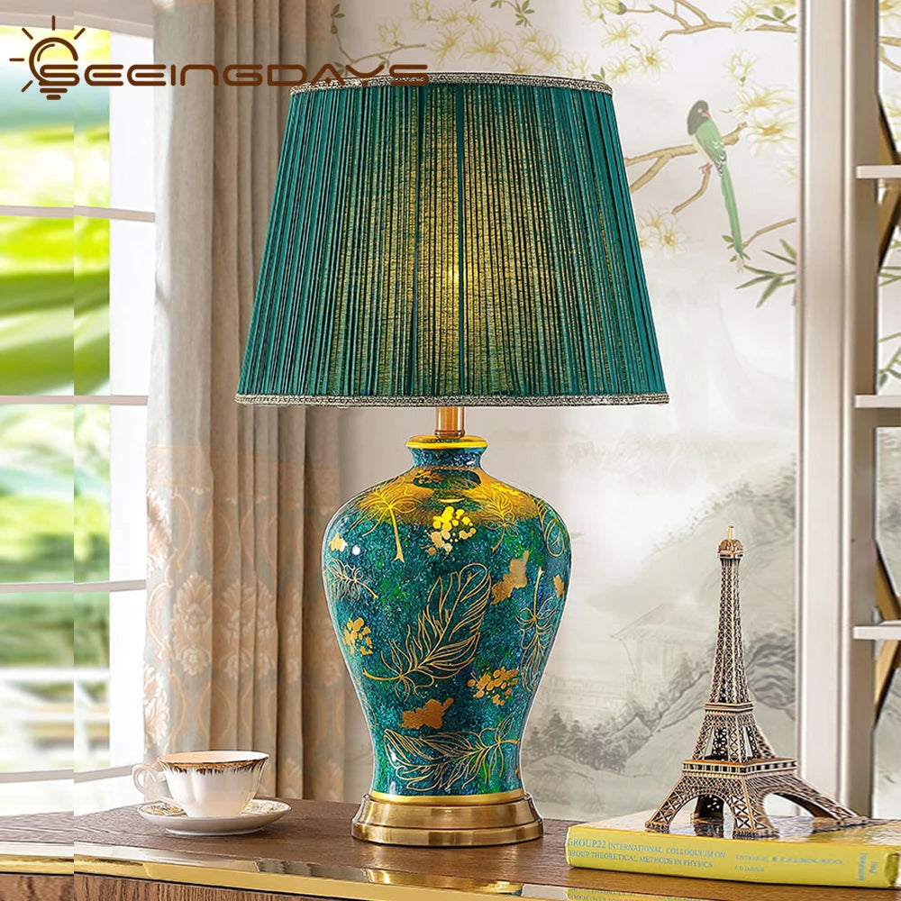 Lampe de chevet en céramique émeraude et or