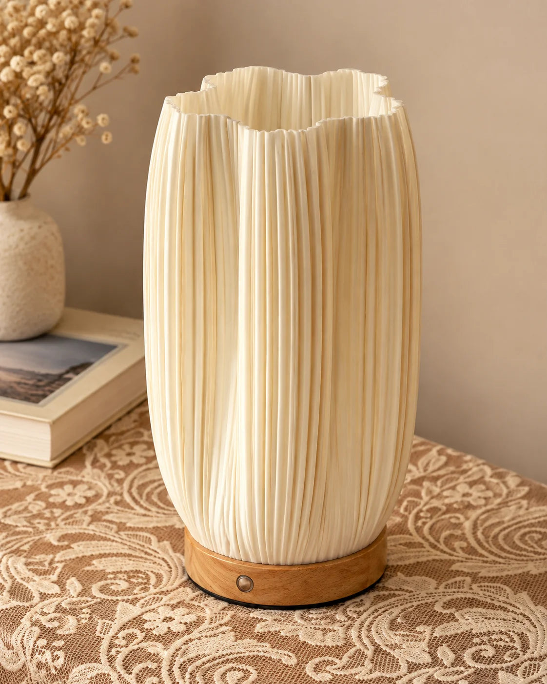 Lampe de chevet vase sur socle en bois blanche