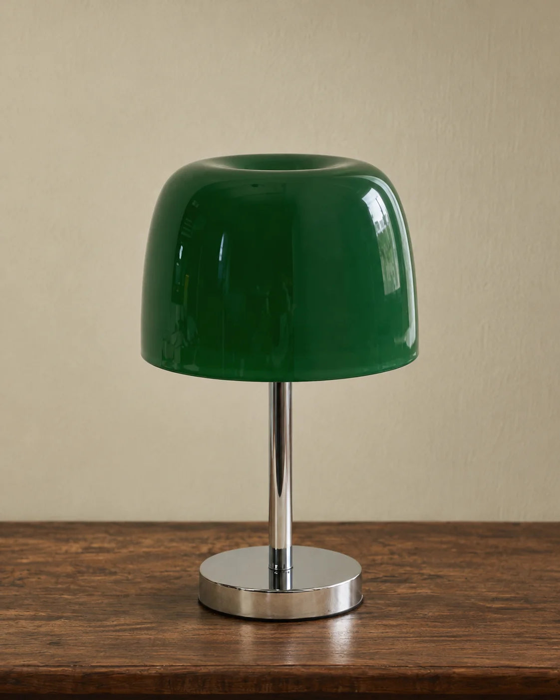 Lampe de chevet sur pied argent et en verre vert