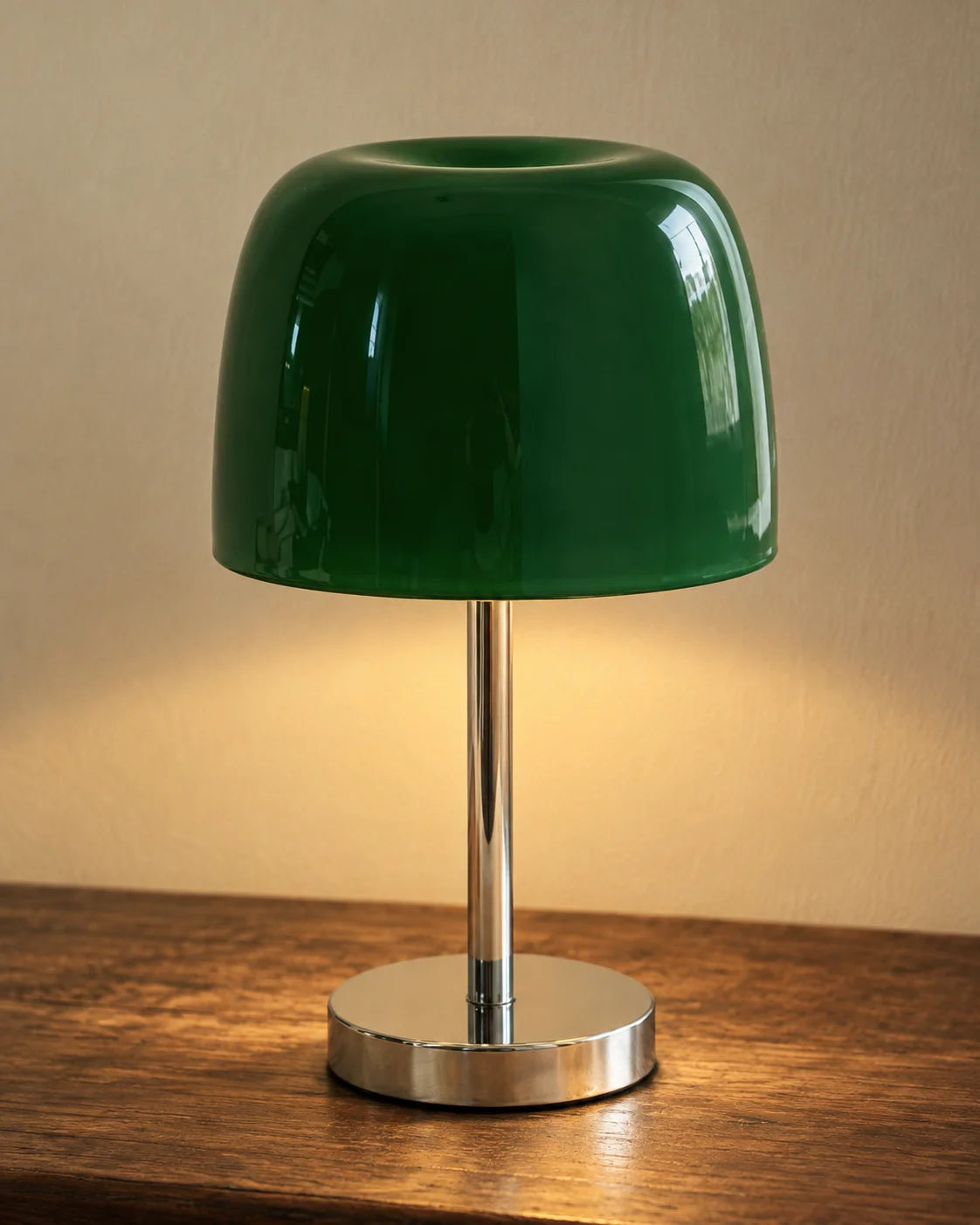 Lampe de chevet sur pied argent et en verre vert