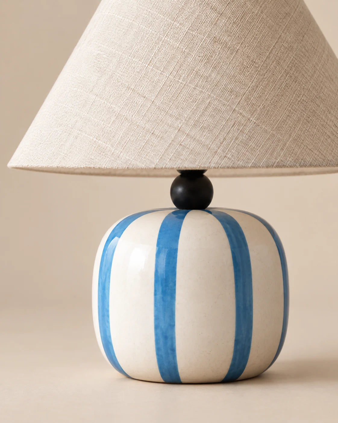 Lampe de chevet ronde bleu et blanche