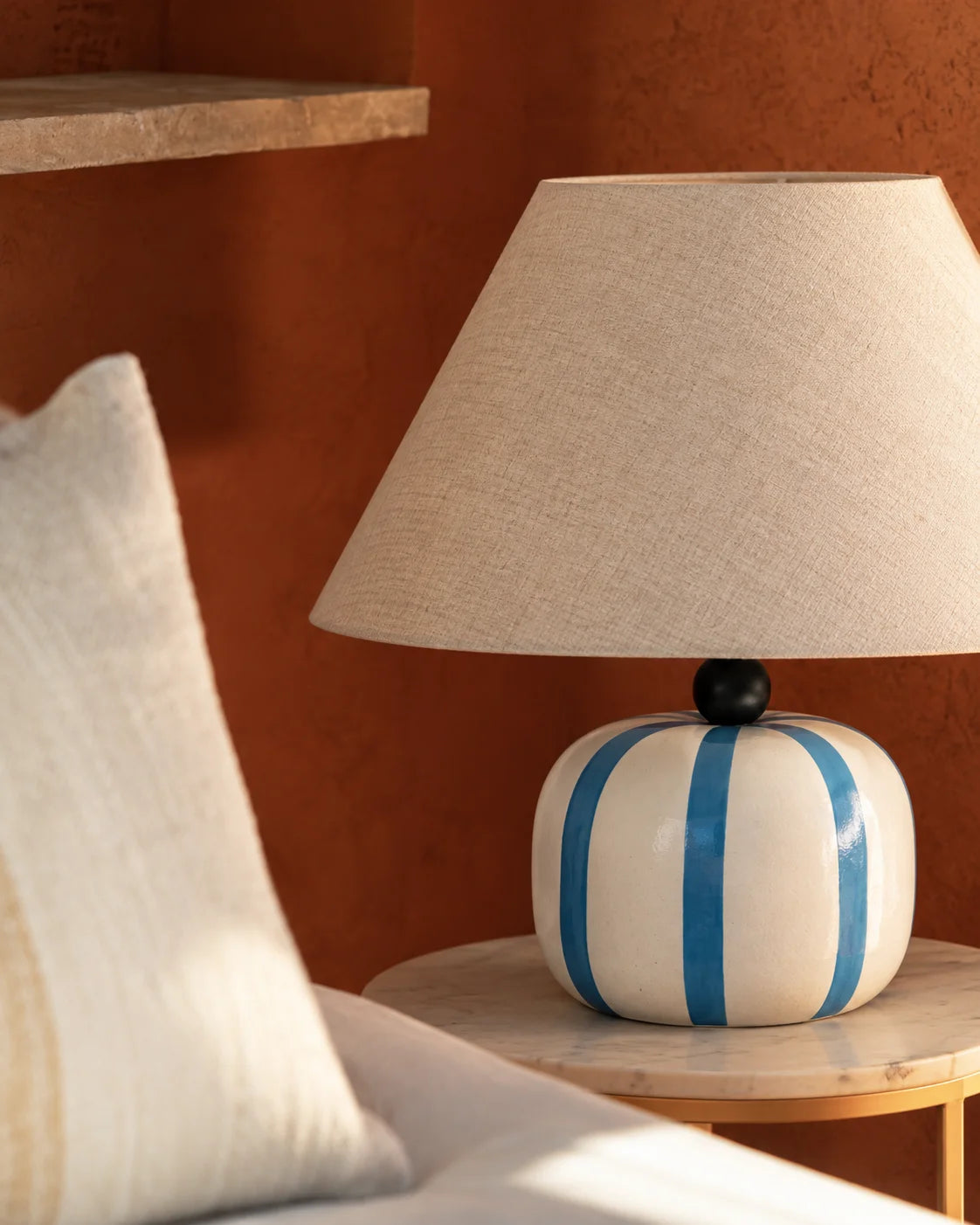 Lampe de chevet ronde bleu et blanche