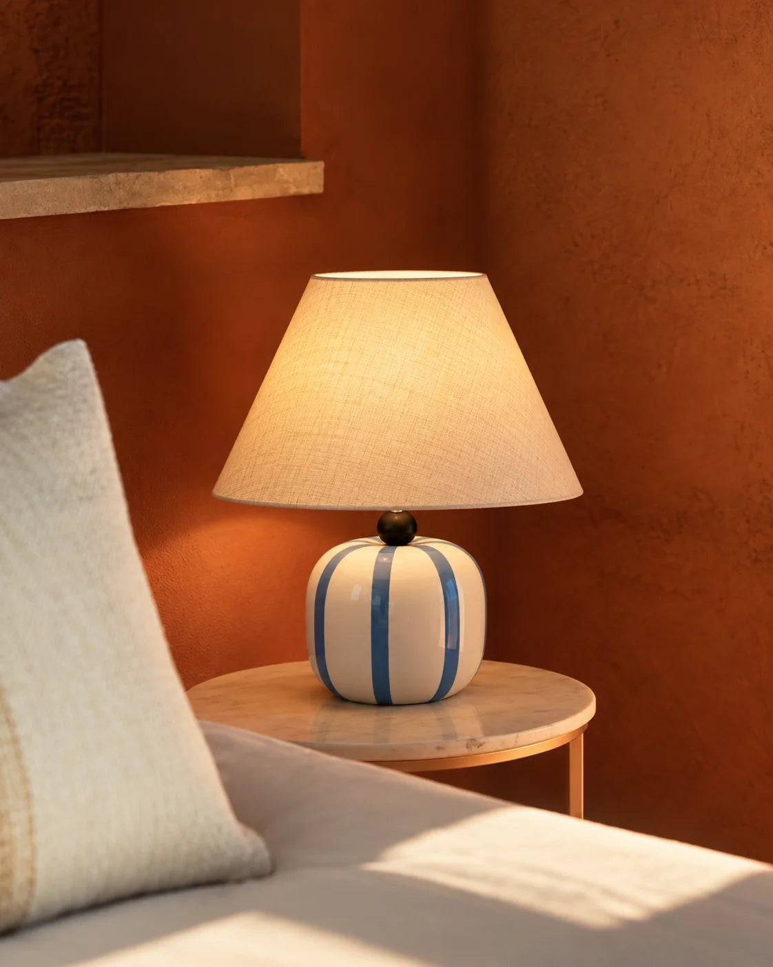Lampe de chevet ronde bleu et blanche