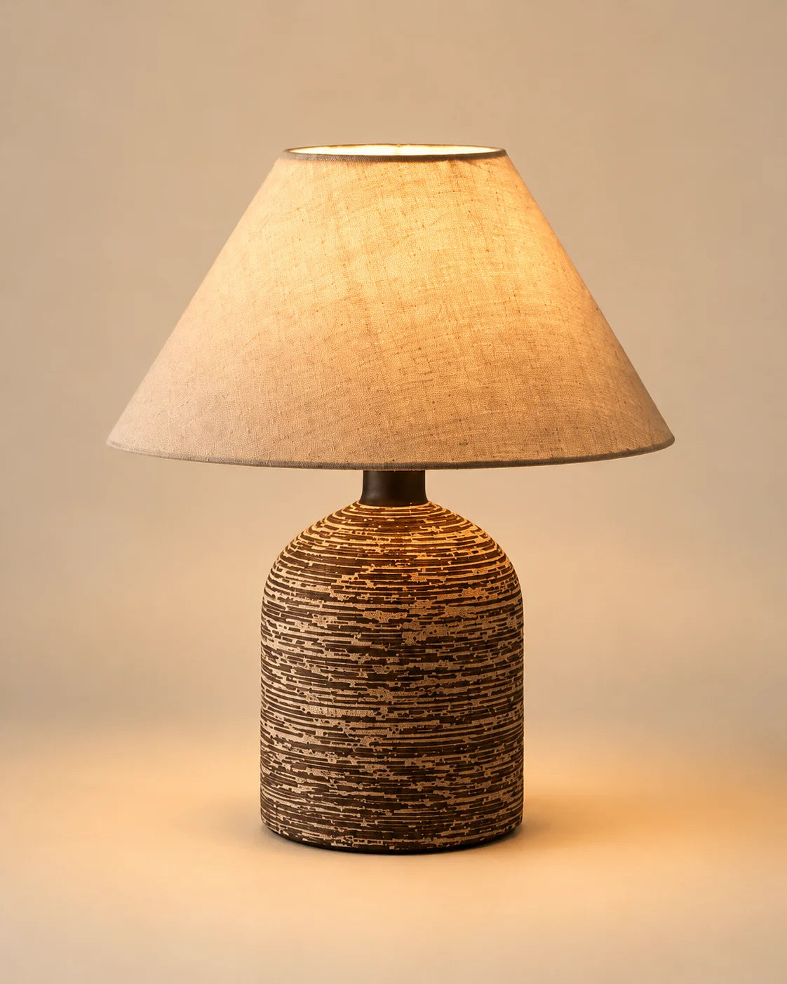 Lampe de chevet en céramique marron et beige